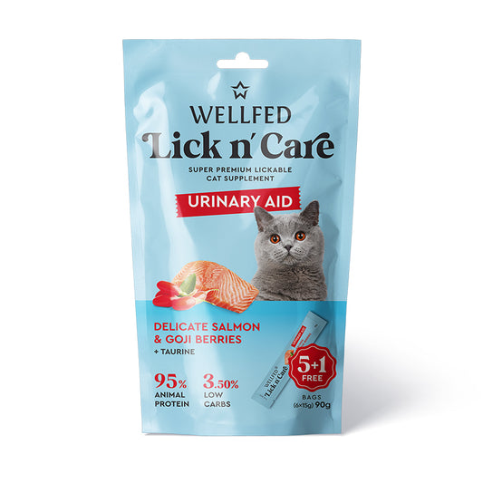 Wellfed кремчета за котки за уринарната система със сьомга и годжи бери
