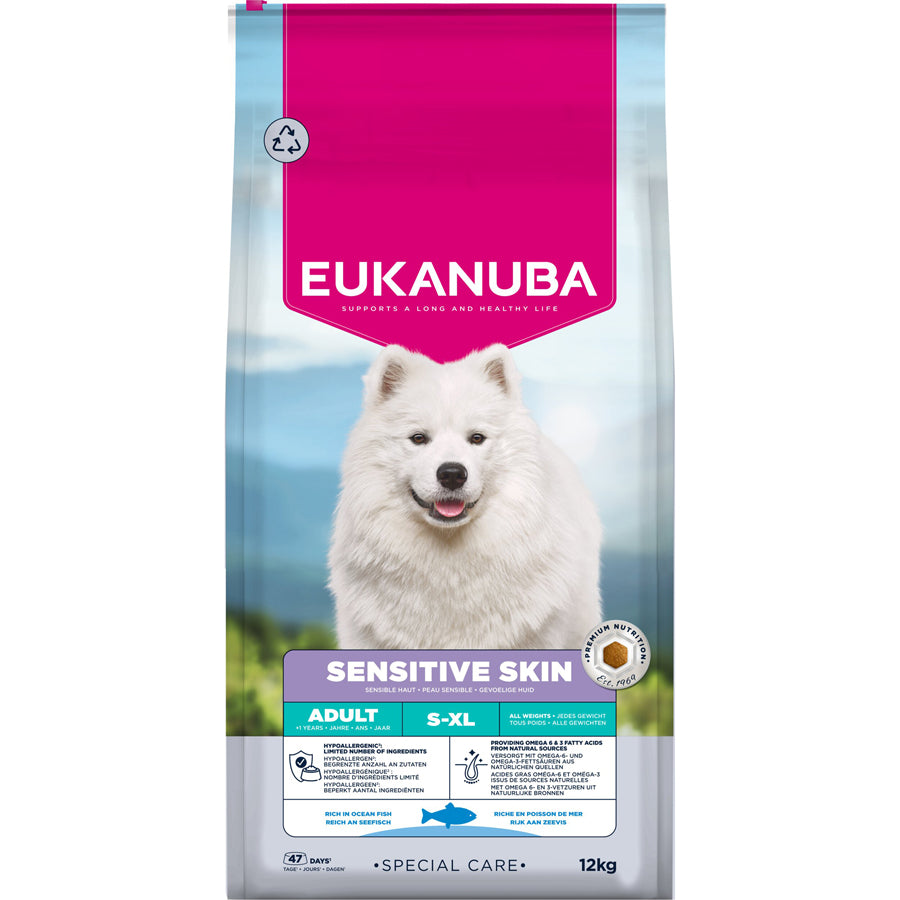 EUKANUBA храна за кучета с чувствителна кожа за всички породи с риба